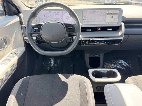 Used 2024 Hyundai Ioniq 5 SEL RWD image 11