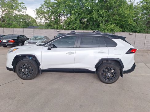 Used 2024 Toyota RAV4 XSE w/ Advanced Technology Package AWD/4WD image 3