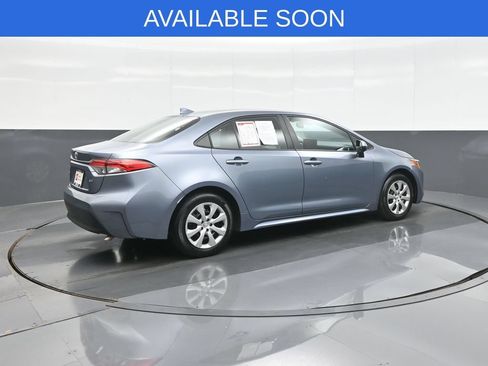 Used 2025 Toyota Corolla LE FWD image 7