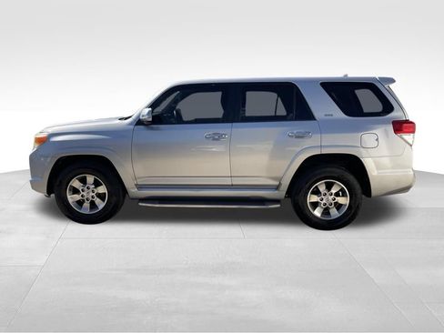 Used 2013 Toyota 4Runner SR5 RWD image 8