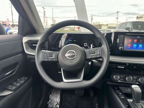 Certified 2025 Nissan Kicks S w/ Charging Package image 12