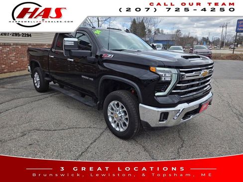 Used 2024 Chevrolet Silverado 3500 LTZ w/ LTZ Plus Package AWD/4WD image 9