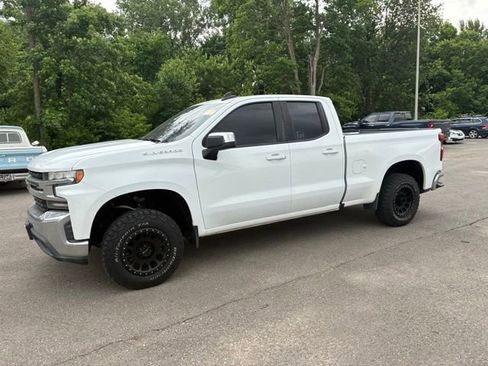 Used 2019 Chevrolet Silverado 1500 LT w/ All-Star Edition RWD image 2