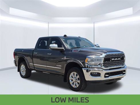 Used 2020 RAM 2500 Limited AWD/4WD image 9
