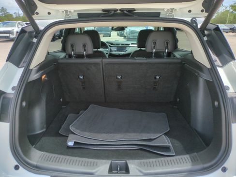 Used 2023 Buick Encore GX Essence w/ Experience Buick Package FWD image 13