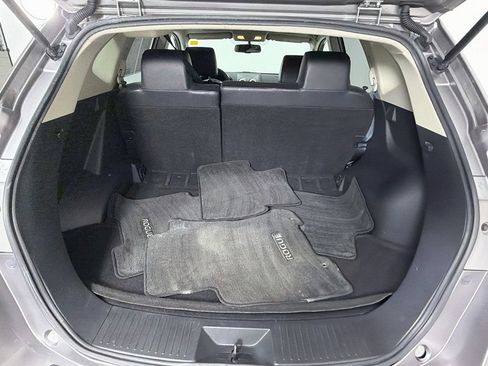 Used 2011 Nissan Rogue SV w/ SL Pkg AWD/4WD image 27