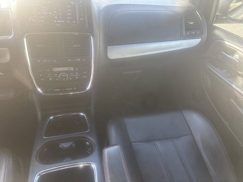 Used 2019 Dodge Grand Caravan GT FWD image 21