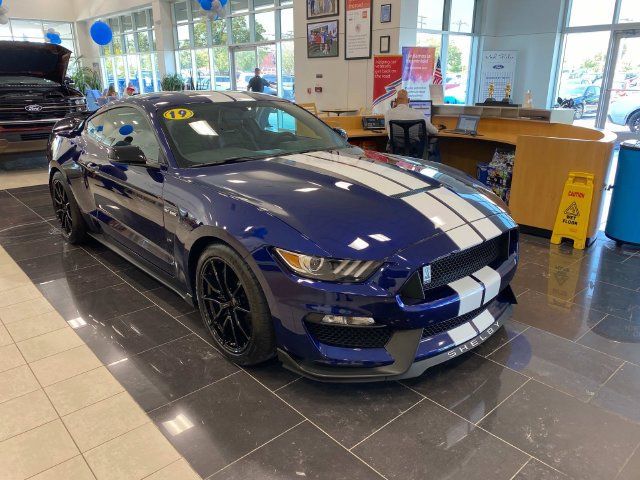 Used 2019 Ford Mustang Shelby GT350 w/ Technology Package RWD image 1