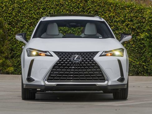 New 2026 Lexus UX 300h AWD image 3