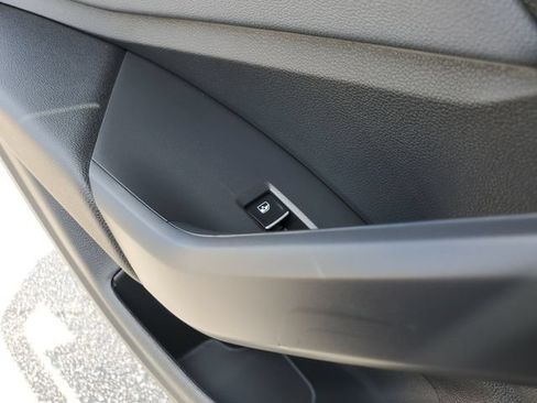 Used 2025 Volkswagen Jetta SE w/ Sunroof Package FWD image 14