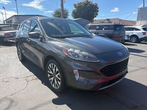 Used 2020 Ford Escape Titanium AWD/4WD image 3