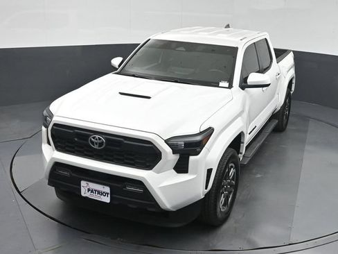 Used 2025 Toyota Tacoma TRD Sport RWD image 36