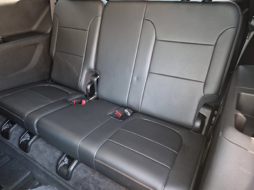 Used 2019 Chevrolet Traverse RS w/ LPO, Floor Liner Package AWD/4WD image 20