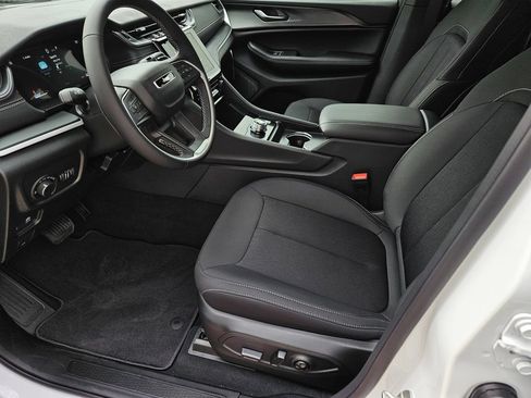 New 2026 Jeep Grand Cherokee L Laredo RWD image 14