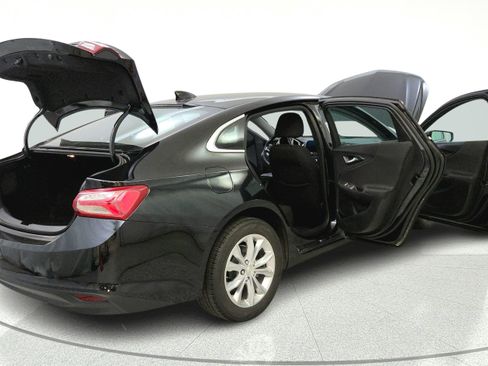 Used 2020 Chevrolet Malibu LT FWD image 14