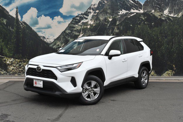 Certified 2025 Toyota RAV4 XLE AWD/4WD image 6