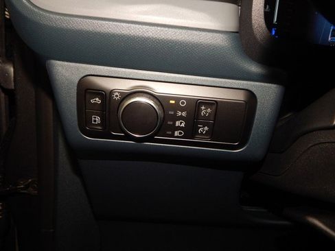 New 2025 Ford Maverick XL image 21