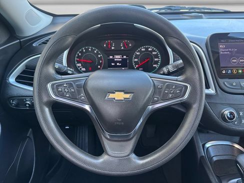Used 2024 Chevrolet Malibu LT FWD image 12