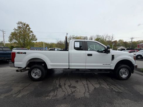 Used 2019 Ford F250 XL w/ XL Value Package AWD/4WD image 6