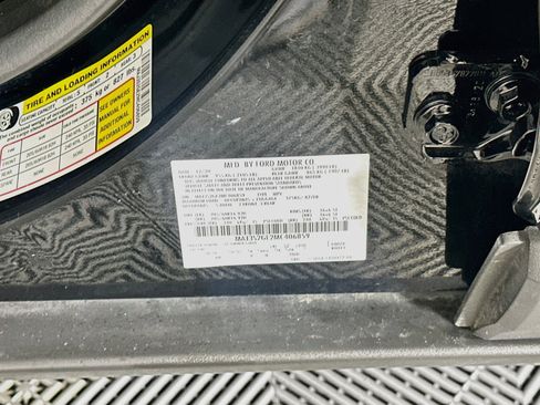 Used 2021 Ford EcoSport SE FWD image 12