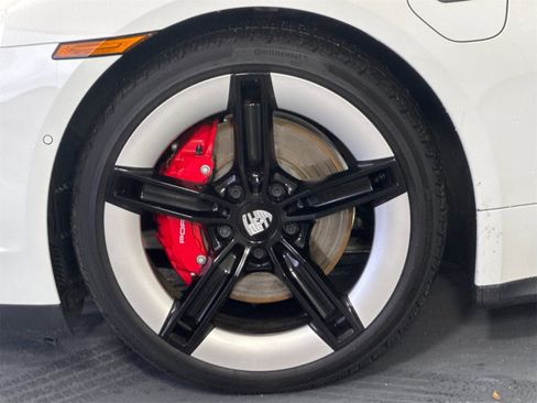 Used 2025 Porsche Taycan 4S image 33