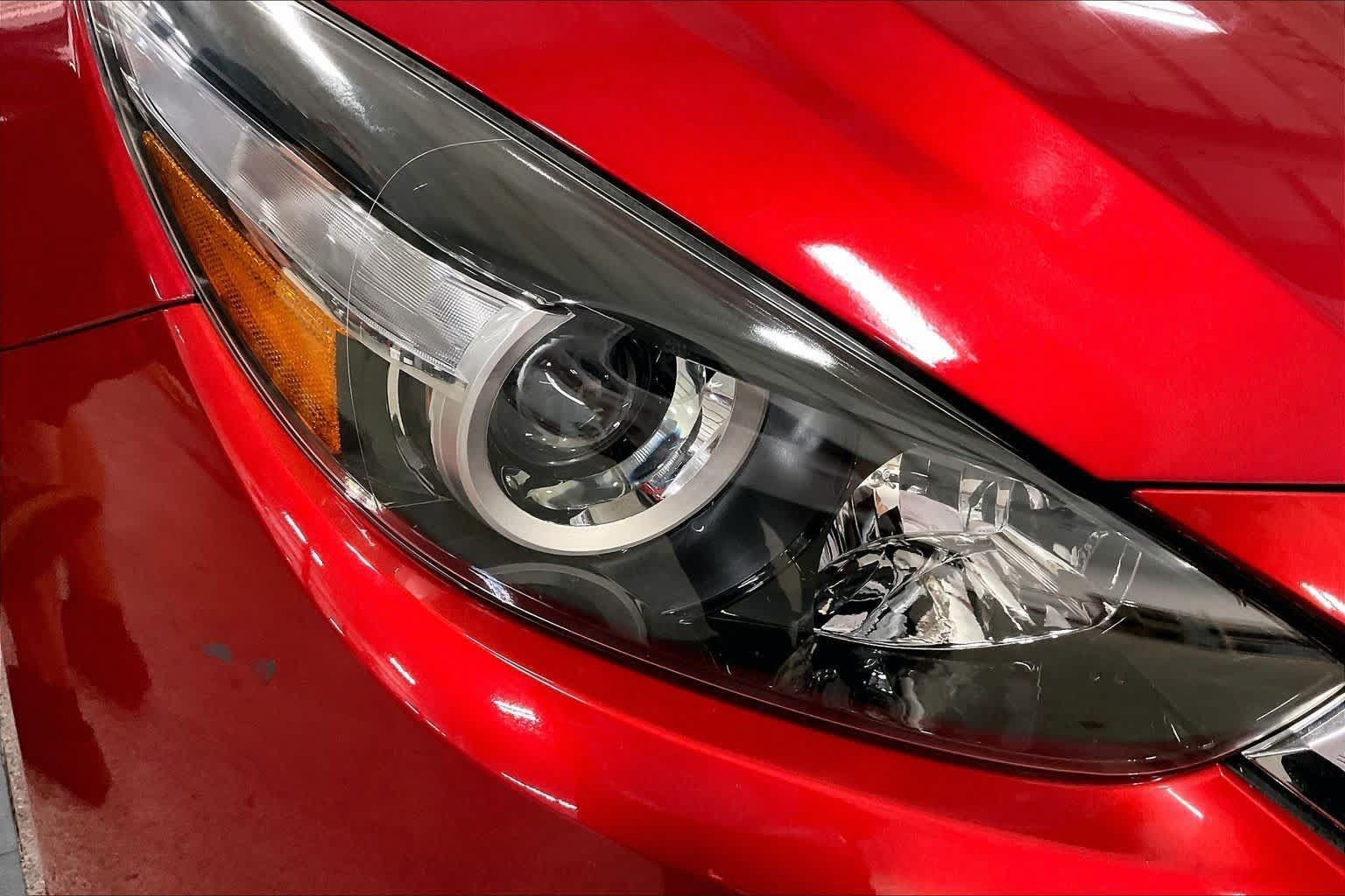Used 2018 MAZDA MAZDA3 Touring FWD image 28