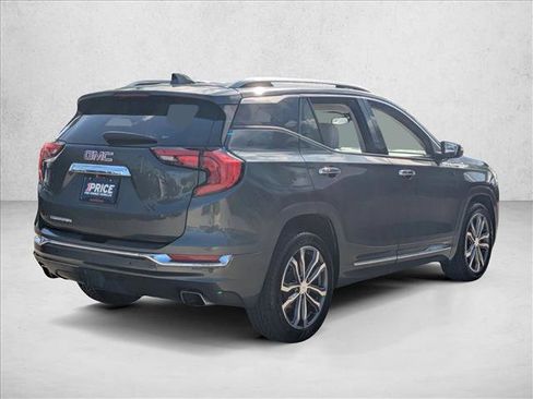 Used 2019 GMC Terrain Denali w/ Advanced Safety Package FWD image 5
