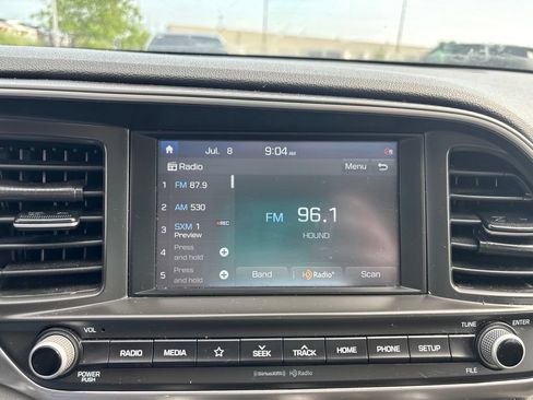 Used 2020 Hyundai Elantra Value Edition FWD image 8