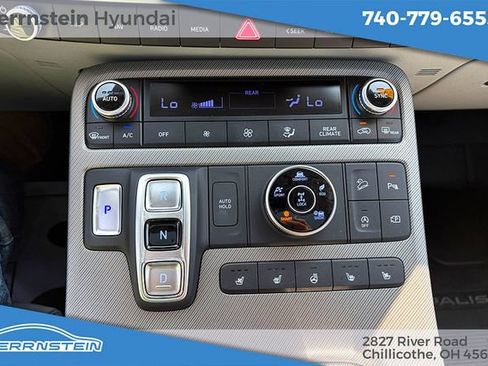 Used 2024 Hyundai Palisade SEL w/ Premium Package AWD/4WD image 8