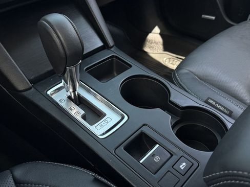 Used 2016 Subaru Legacy 3.6R Limited image 20