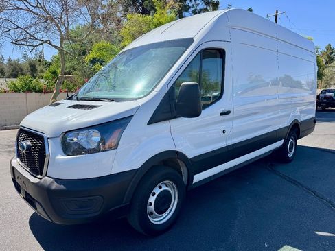 Used 2025 Ford Transit 250 148 High Roof Extended w/ Load Area Protection Package RWD image 2