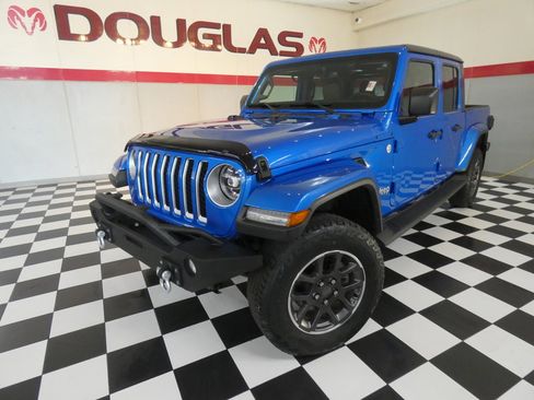 Used 2021 Jeep Gladiator Overland w/ Popular Equipment Package AWD/4WD image 1