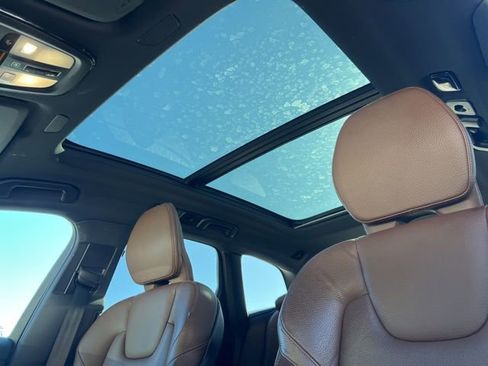 Certified 2022 Volvo XC60 T8 Inscription Expression image 31