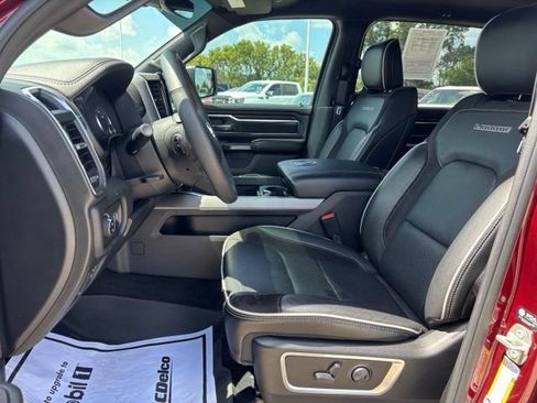 Used 2025 RAM 1500 Laramie AWD/4WD image 19