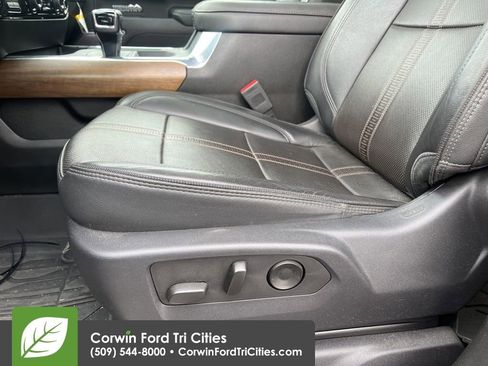 Used 2023 Chevrolet Silverado 1500 High Country AWD/4WD image 11