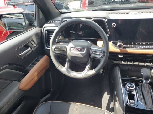 New 2026 GMC Canyon AT4 AWD/4WD image 13