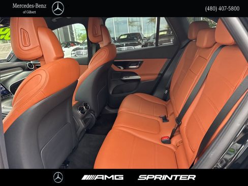 Used 2024 Mercedes-Benz GLC 300 image 17