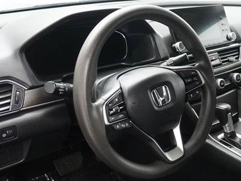 Used 2019 Honda Accord LX image 11