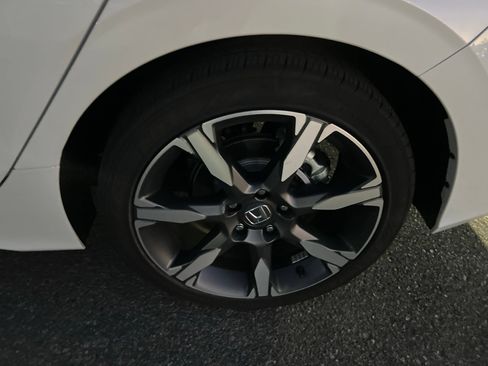 Used 2025 Honda Civic Sport Touring image 11