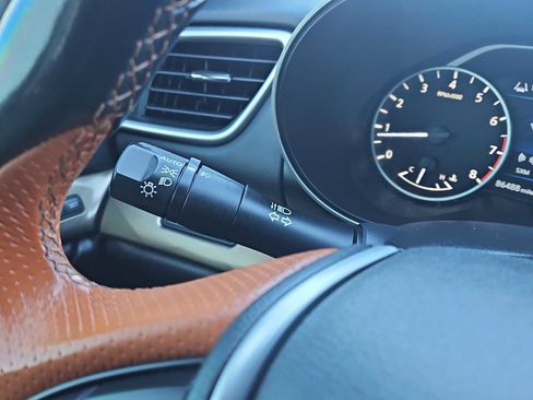 Used 2019 Nissan Maxima Platinum w/ Reserve Package image 28