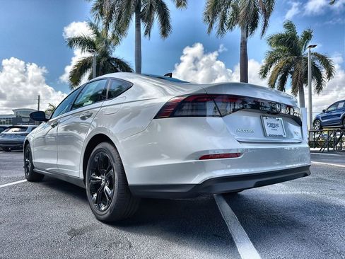 New 2025 Honda Accord SE image 19