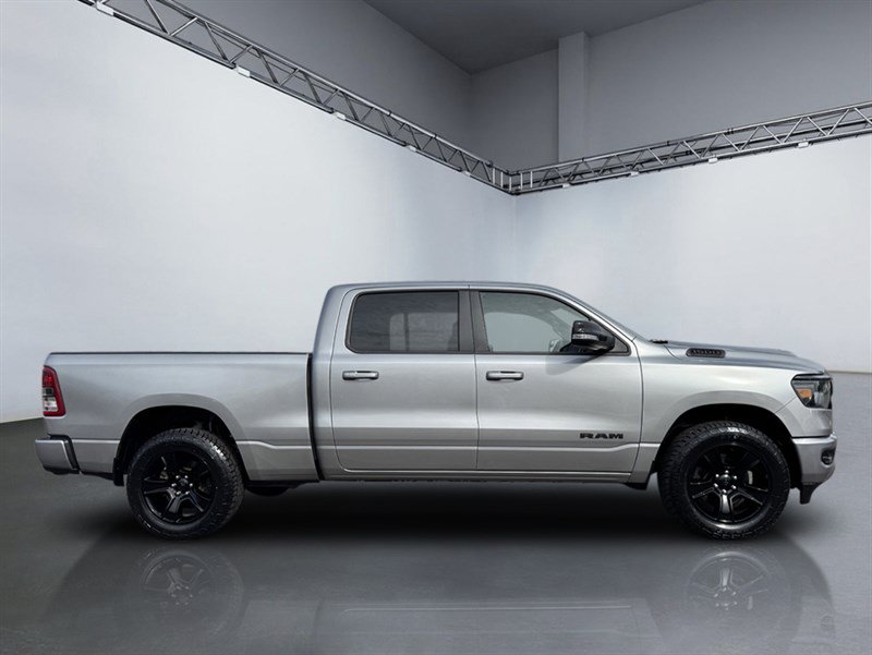 Used 2022 RAM 1500 Big Horn AWD/4WD image 3