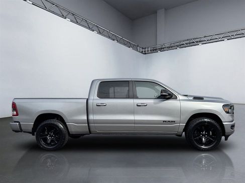Used 2022 RAM 1500 Big Horn AWD/4WD image 3