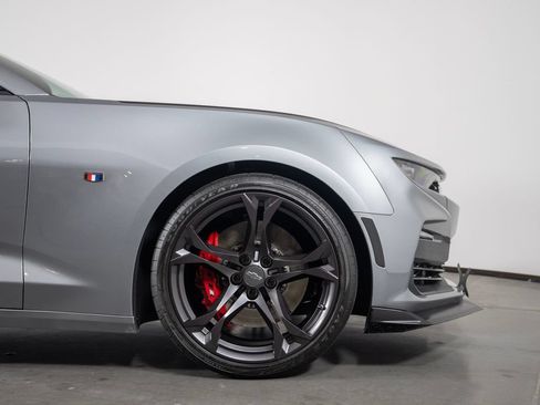 Used 2024 Chevrolet Camaro SS RWD image 10