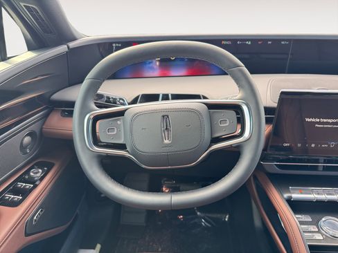 New 2026 Lincoln Nautilus Reserve w/ Jet Appearance Package image 15