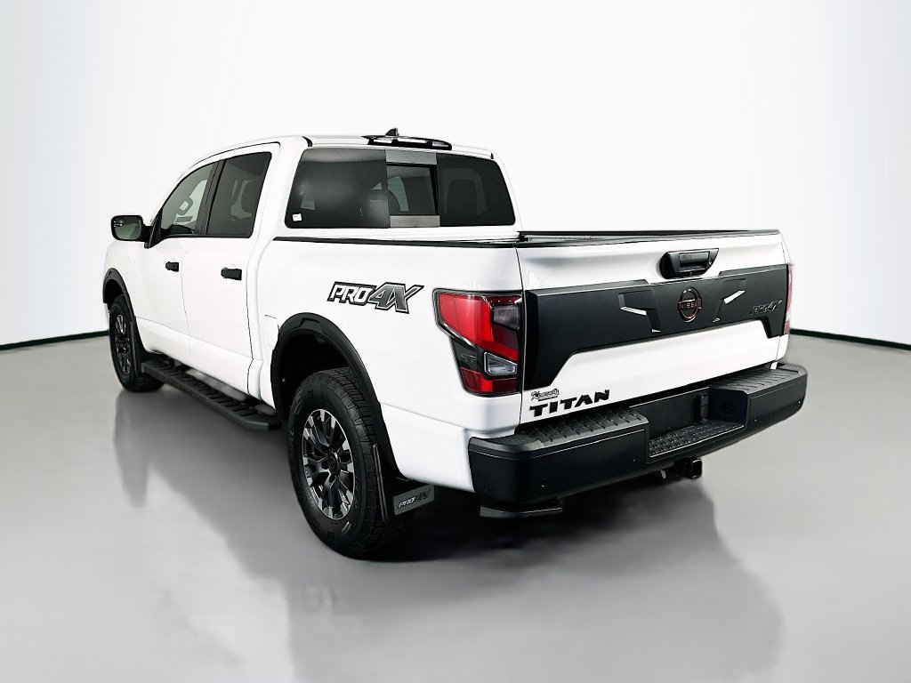 Used 2023 Nissan Titan PRO-4X w/ Pro-4x Convenience Package AWD/4WD image 5