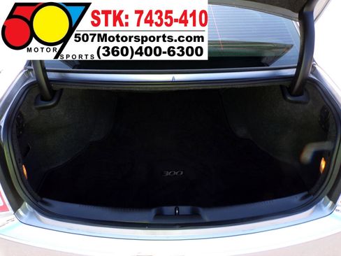 Used 2014 Chrysler 300 C image 16