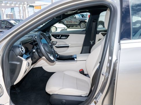 Used 2022 Mercedes-Benz C 300 C 300 w/ Exclusive Trim Package image 17