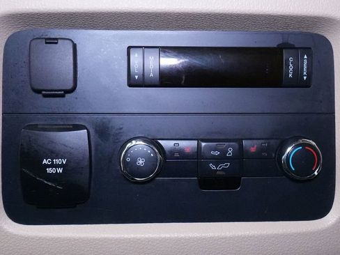 Used 2016 Ford Expedition Limited w/ Equipment Group 301A image 25