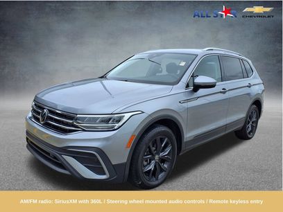 Used 2024 Volkswagen Tiguan SE